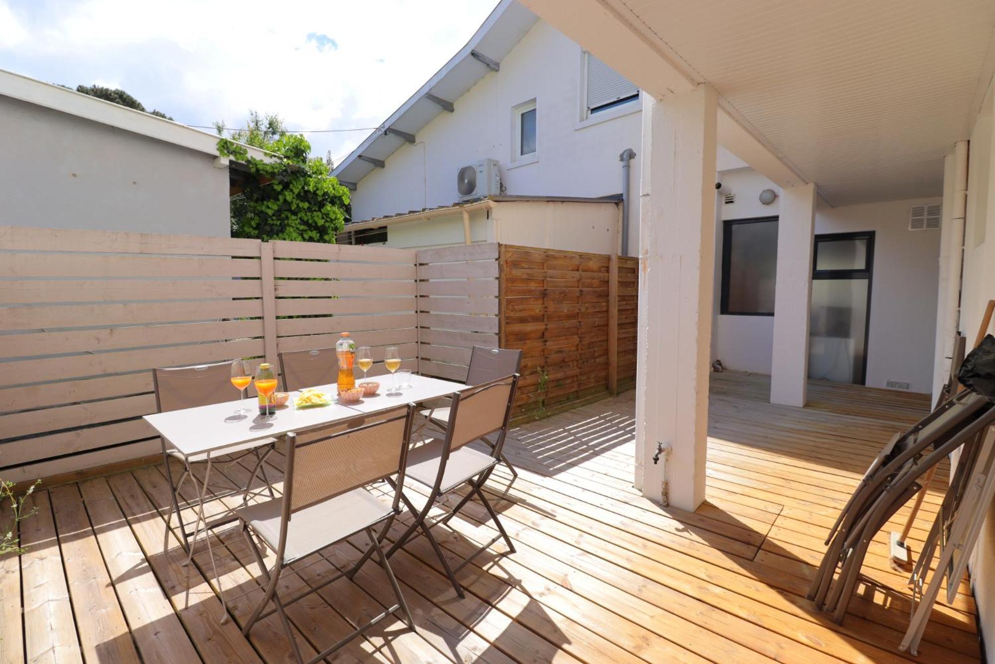 Le Spazioso - T3 Arcachon Avec Terrasse Privative Номер фото