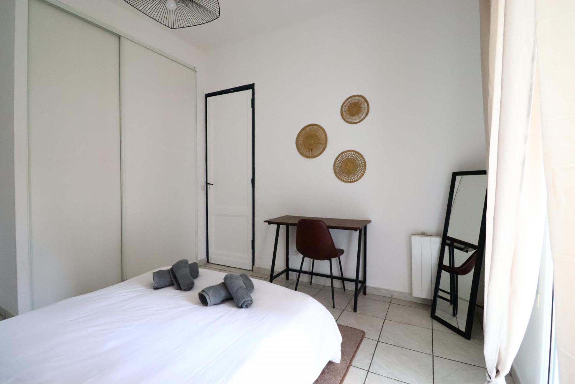Le Spazioso - T3 Arcachon Avec Terrasse Privative Экстерьер фото